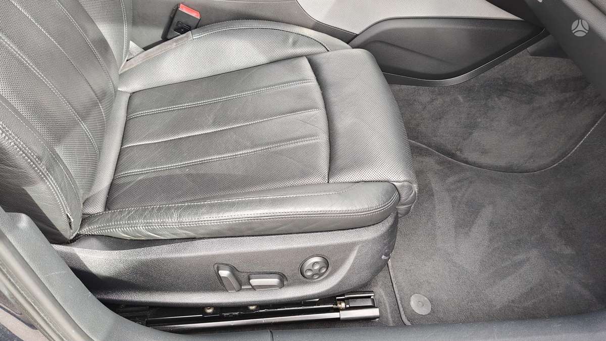 Audi A6, 3.0 l., Седан