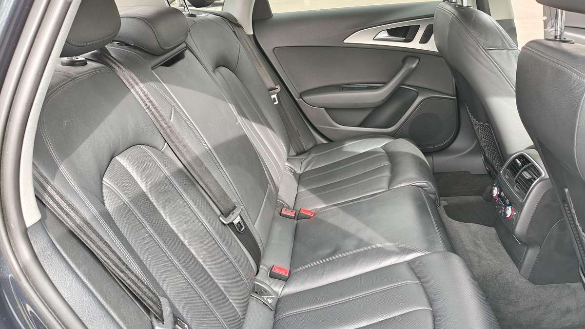 Audi A6, 3.0 l., Седан