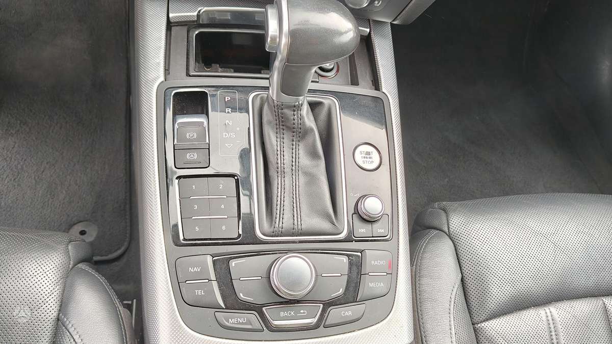 Audi A6, 3.0 l., Седан