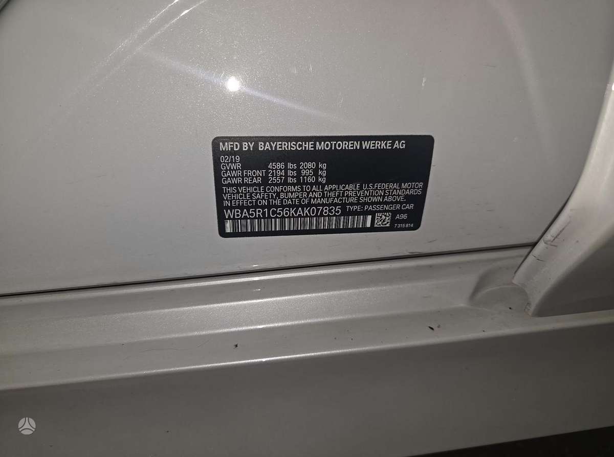 BMW 330, 2.0 l., Седан