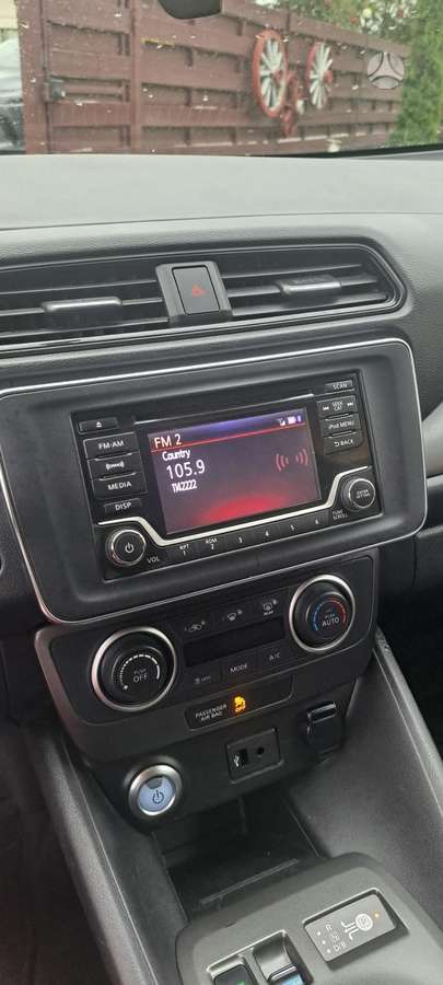 Nissan Leaf, 40 kWh, hatchback