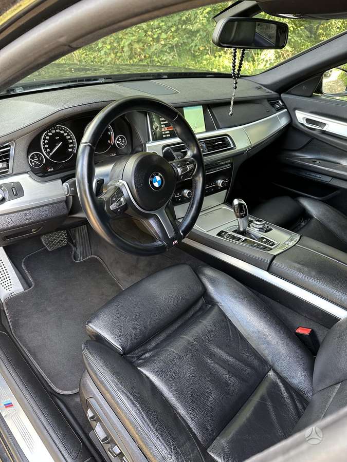 BMW 740, 3.0 l., Седан
