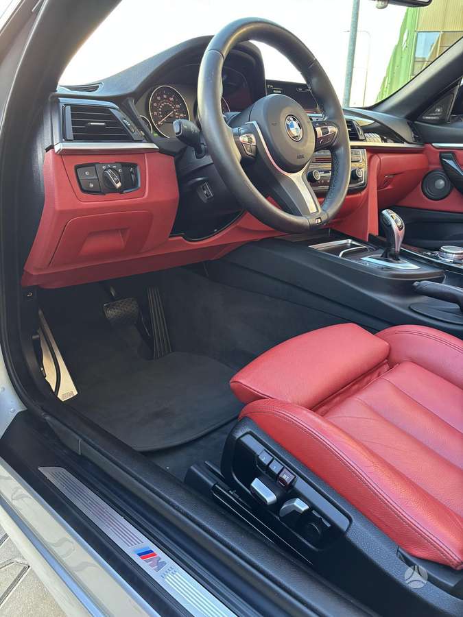 BMW 435, 3.0 l., convertible