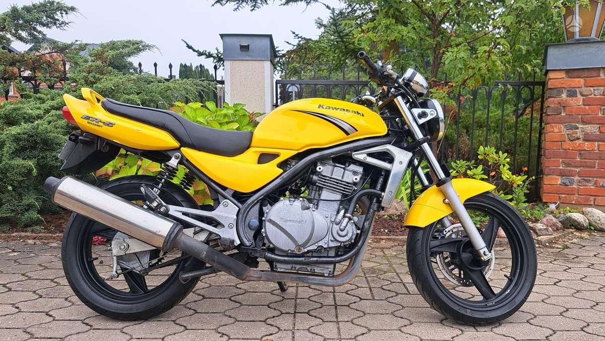 Kawasaki ER 500cc, street / classic