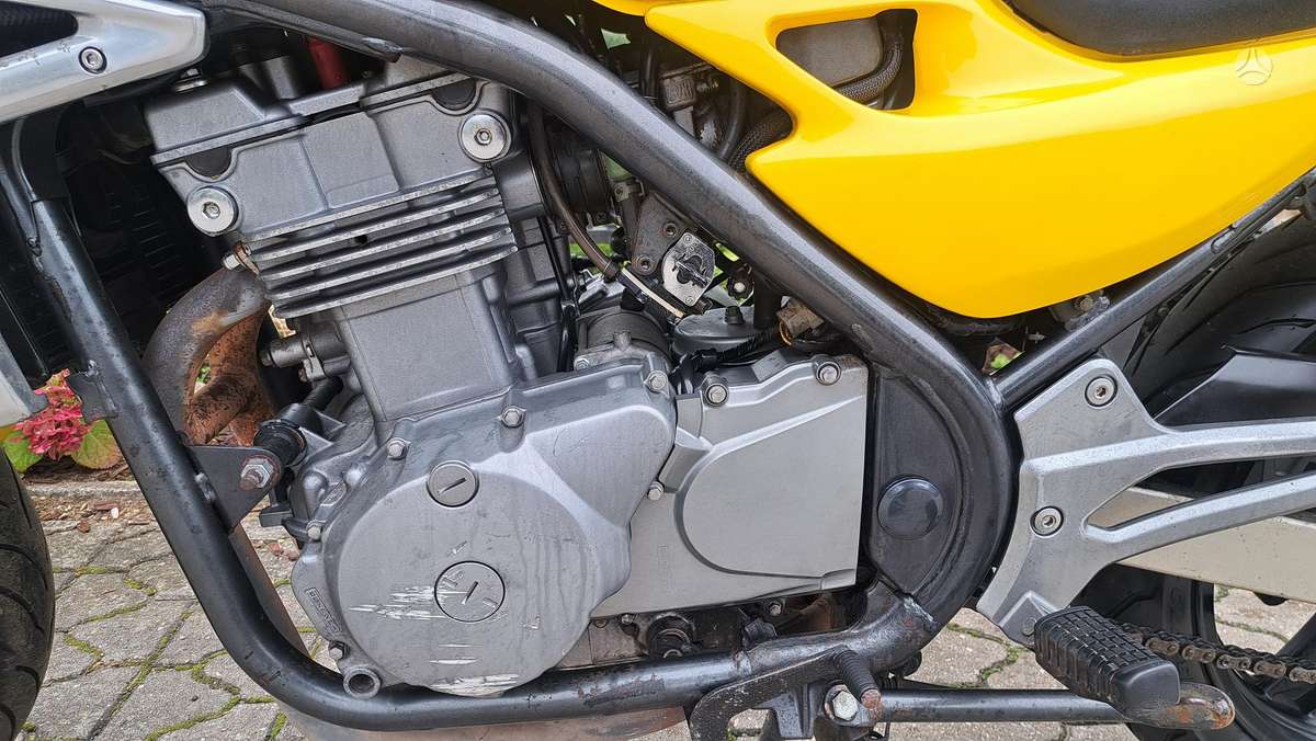 Kawasaki ER 500cc, street / classic
