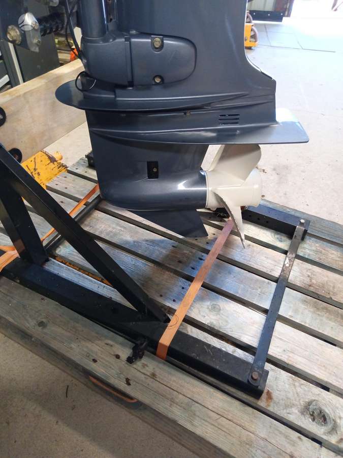 Yamaha F70 L, four stroke outdoor motors