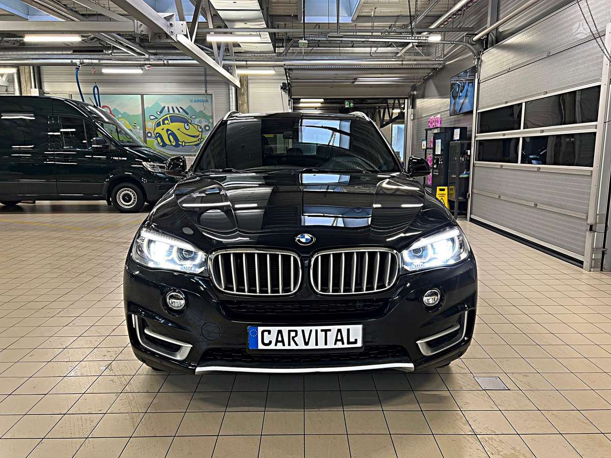 BMW X5, 3.0 l., off-road / crossover