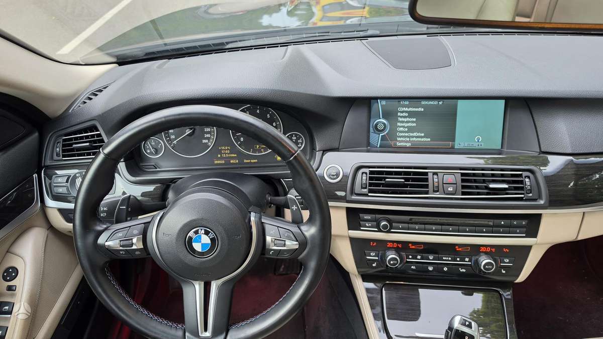BMW 523, 3.0 l., wagon