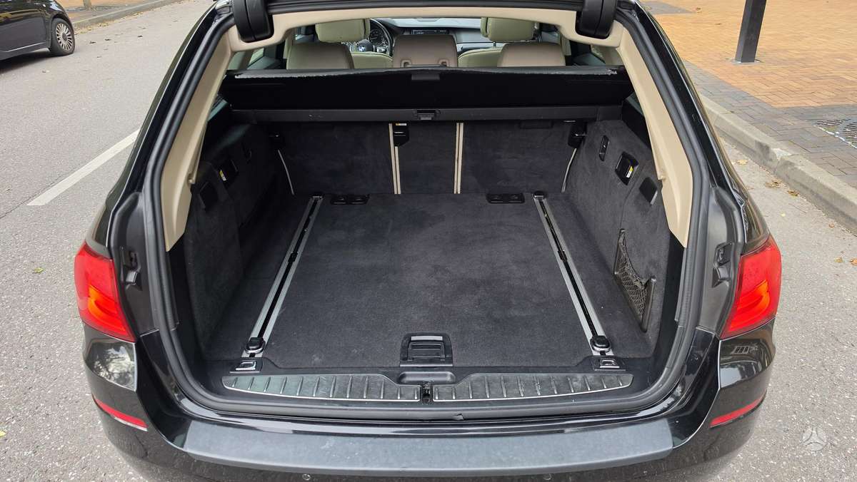 BMW 523, 3.0 l., wagon