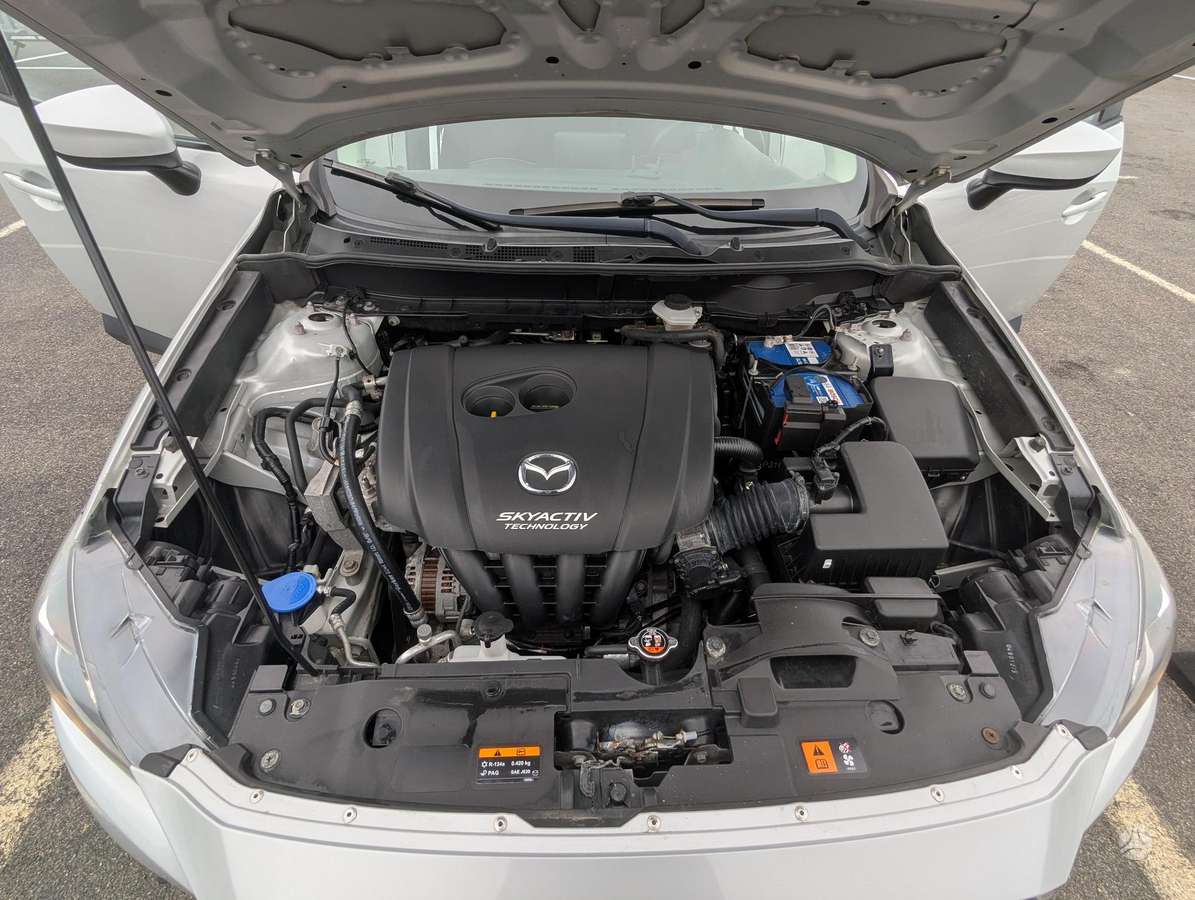 Mazda CX-3, 2.0 l., off-road / crossover