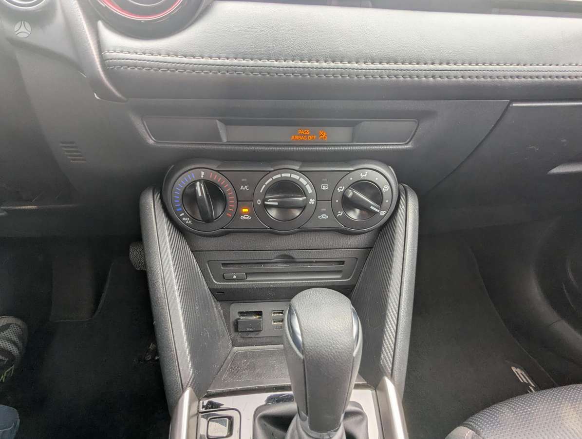 Mazda CX-3, 2.0 l., Внедорожник / Кроссовер