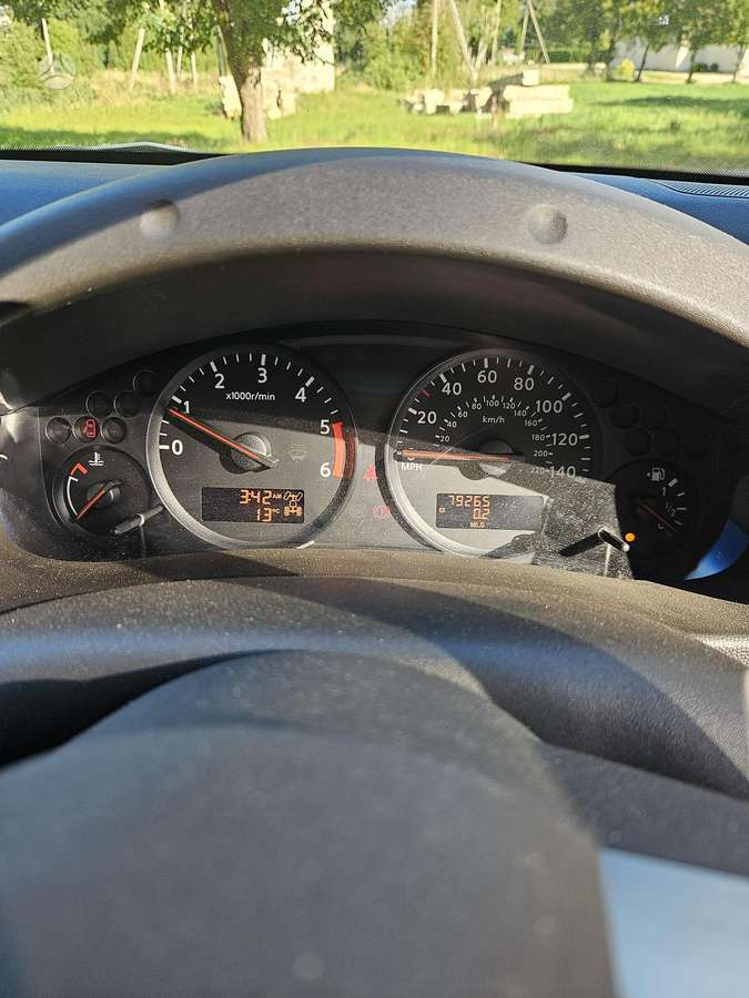 Nissan Navara, 2.5 l., Пикап