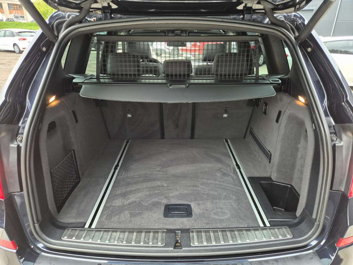 BMW X3, 3.0 l., off-road / crossover