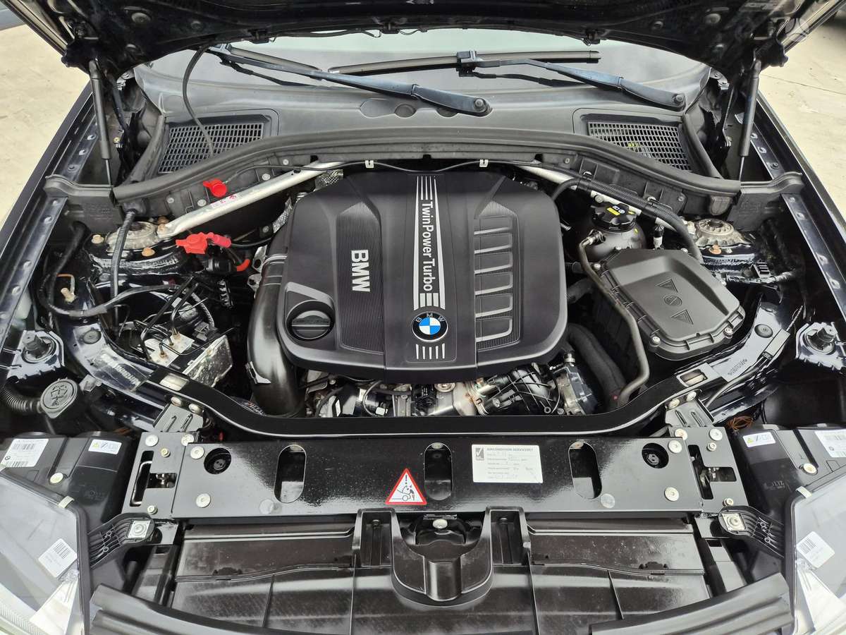 BMW X3, 3.0 l., off-road / crossover