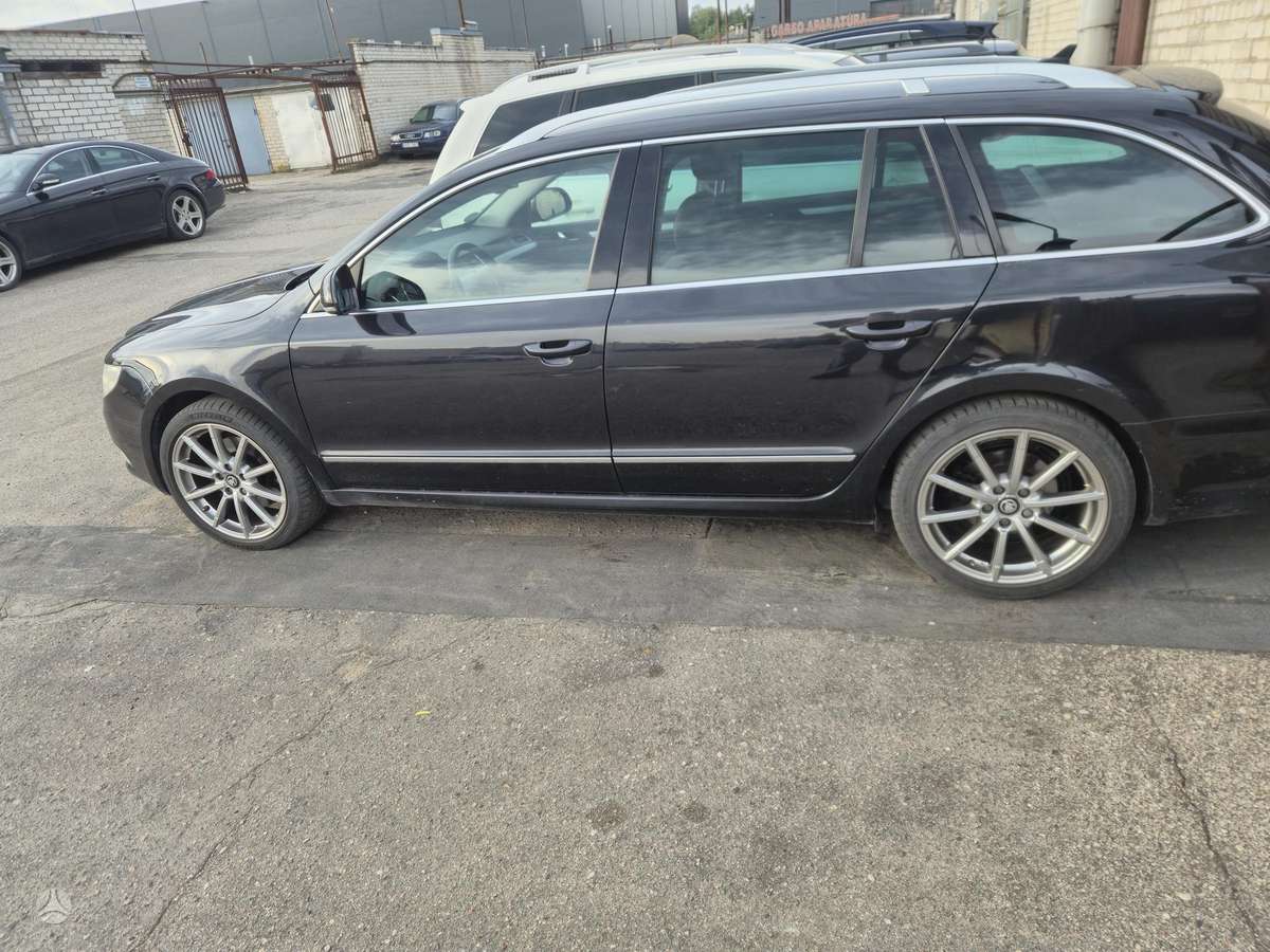 Skoda Superb, 2.0 l., Универсал
