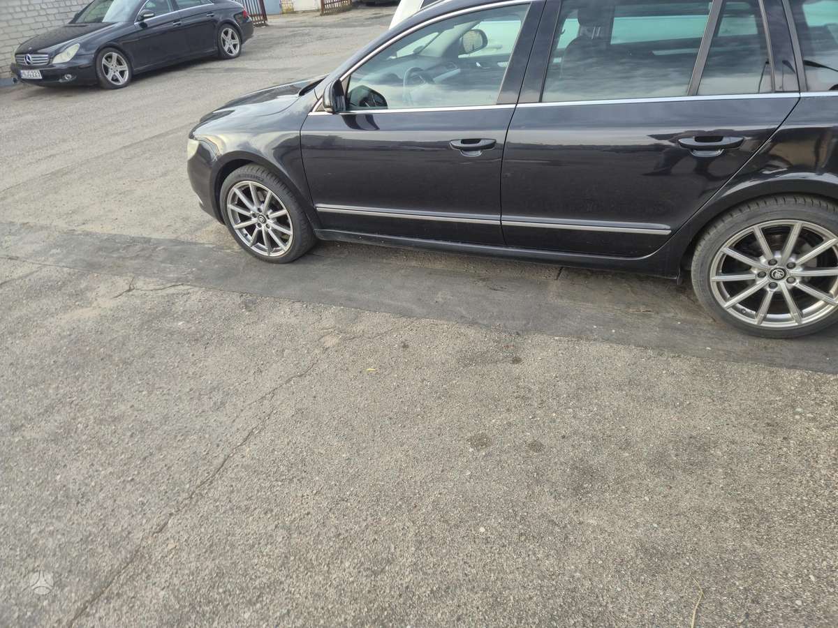 Skoda Superb, 2.0 l., wagon