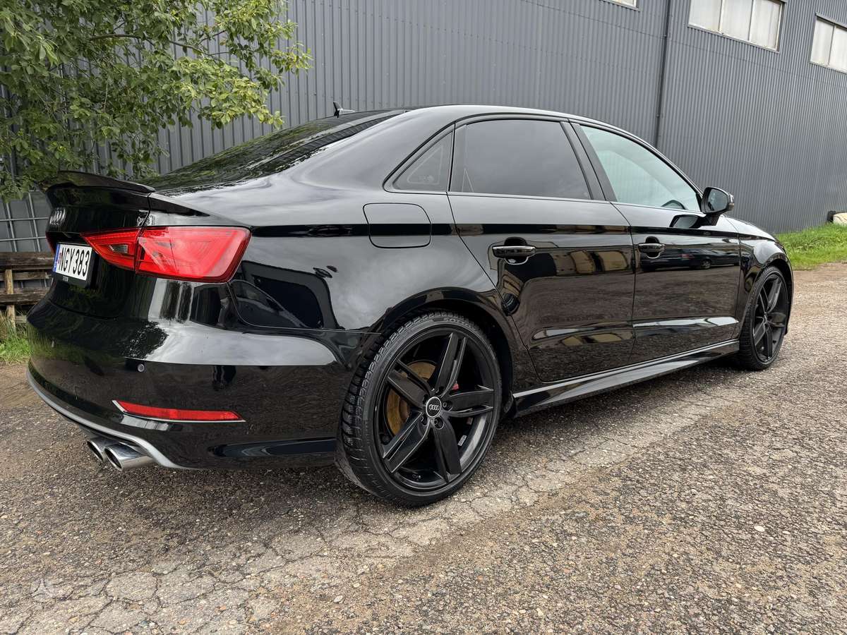 Audi A3, 2.0 l., Седан