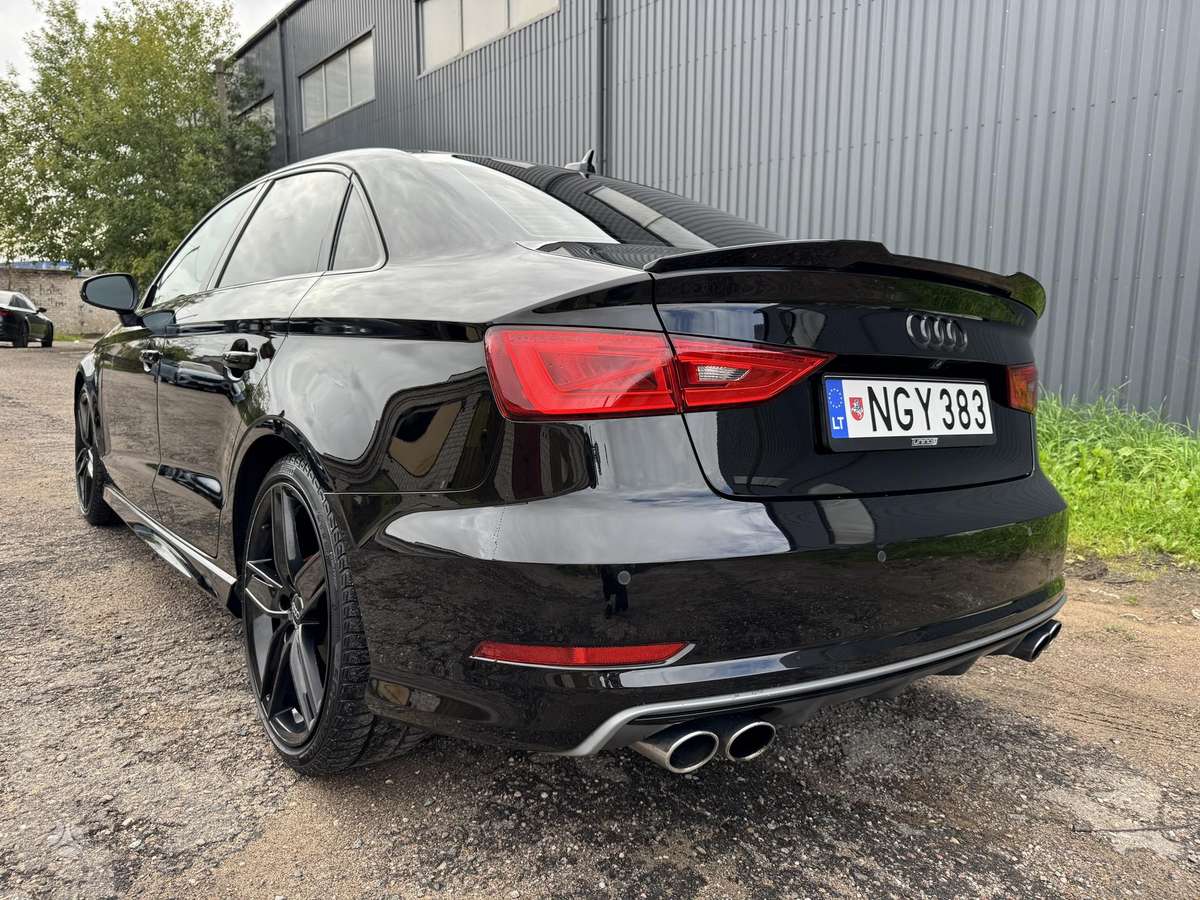 Audi A3, 2.0 l., Седан