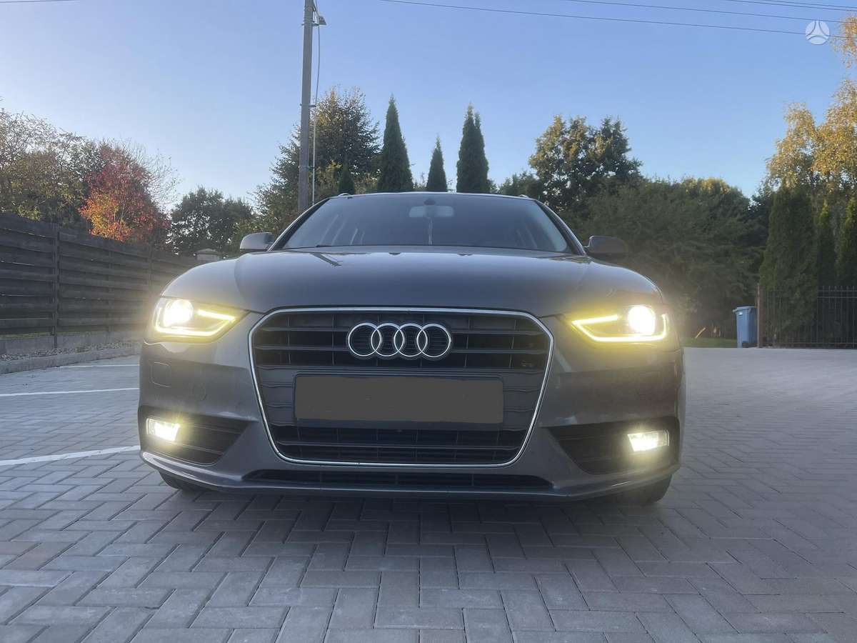 Audi A4, 1.8 l., universalas