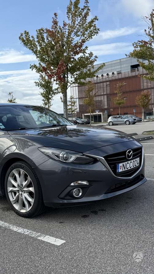 Mazda 3, 2.2 l., Хэтчбек