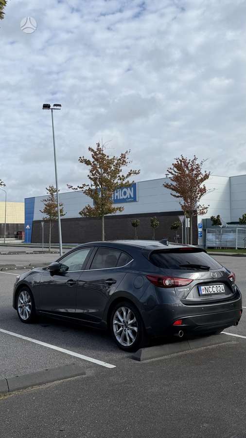 Mazda 3, 2.2 l., Хэтчбек