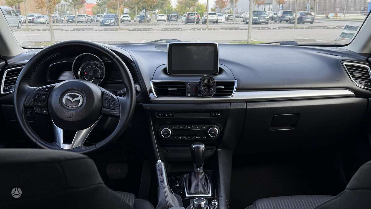 Mazda 3, 2.2 l., Хэтчбек