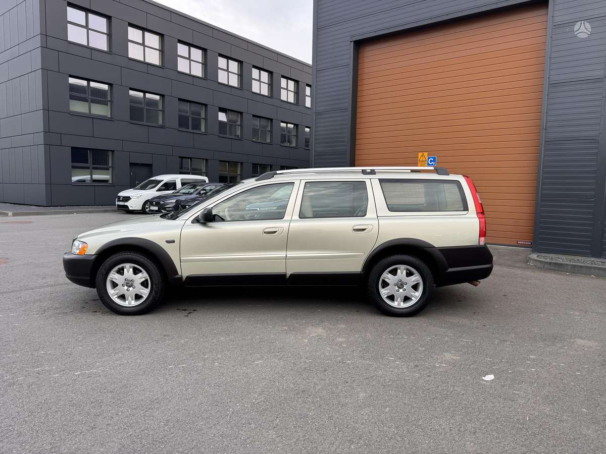 Volvo XC70, 2.4 l., Универсал