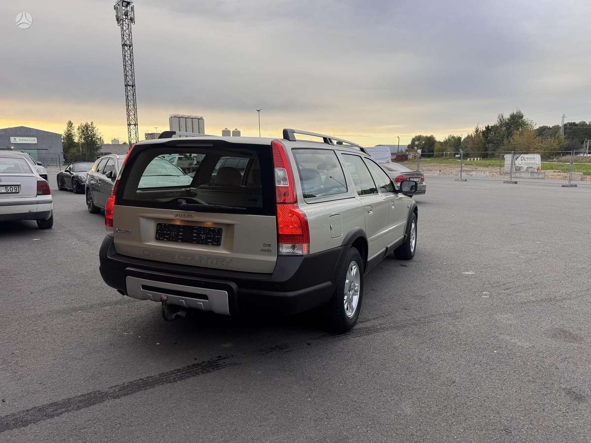 Volvo XC70, 2.4 l., Универсал