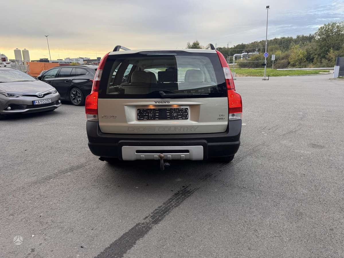 Volvo XC70, 2.4 l., Универсал