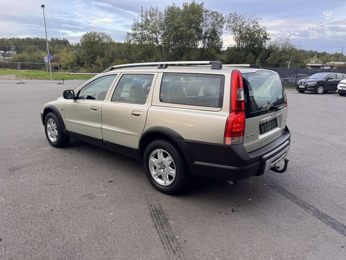 Volvo XC70, 2.4 l., Универсал