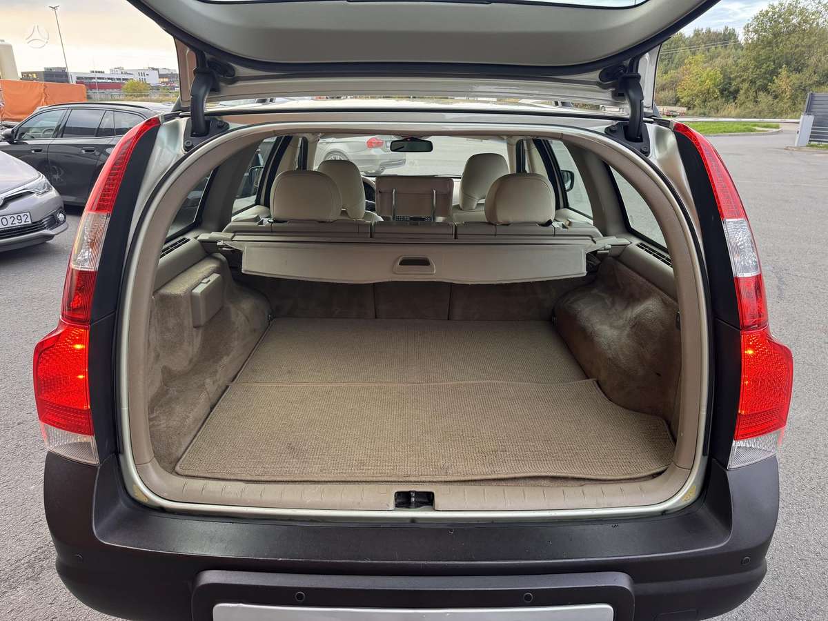 Volvo XC70, 2.4 l., Универсал