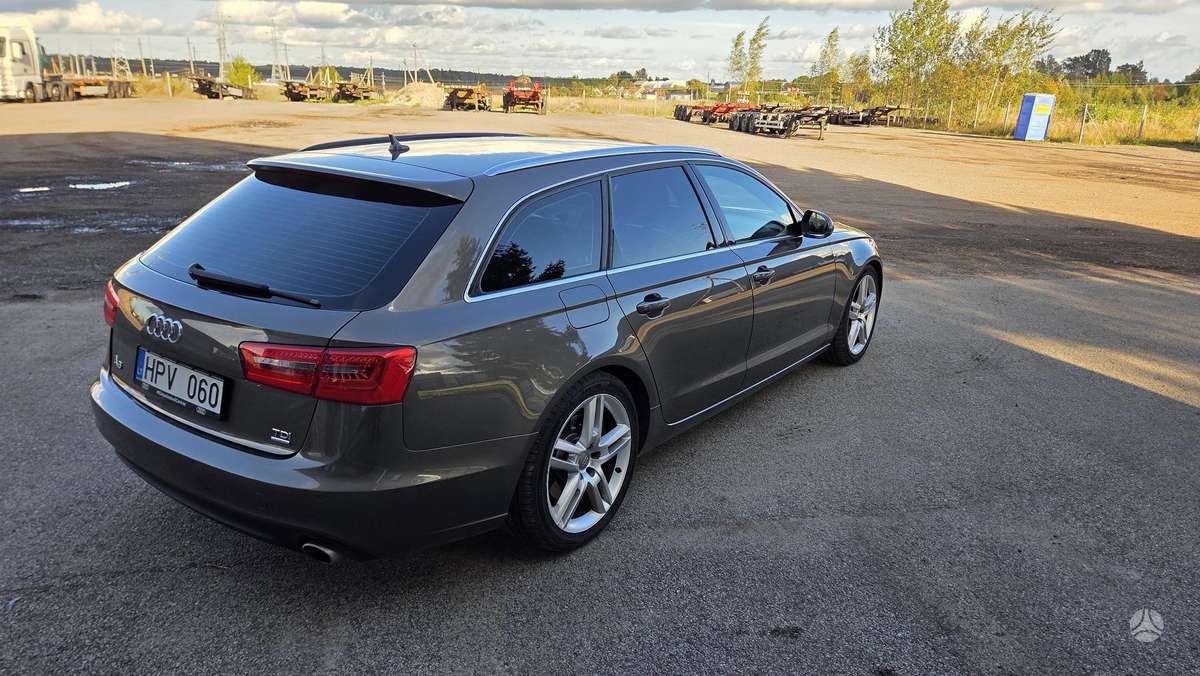 Audi A6, 3.0 l., universalas