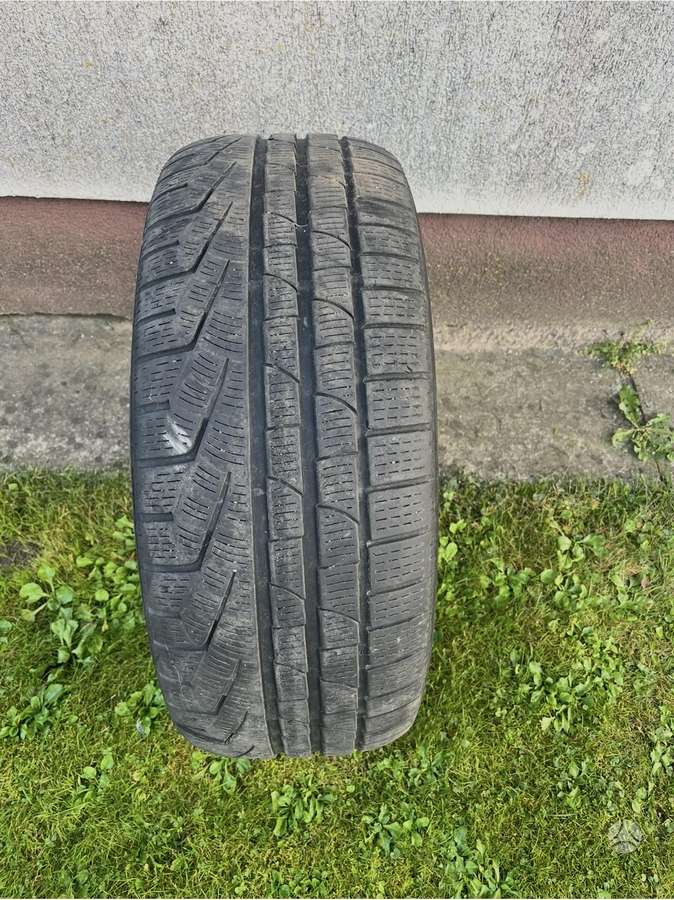 Pirelli Sottozero, зимние 245/45 R18