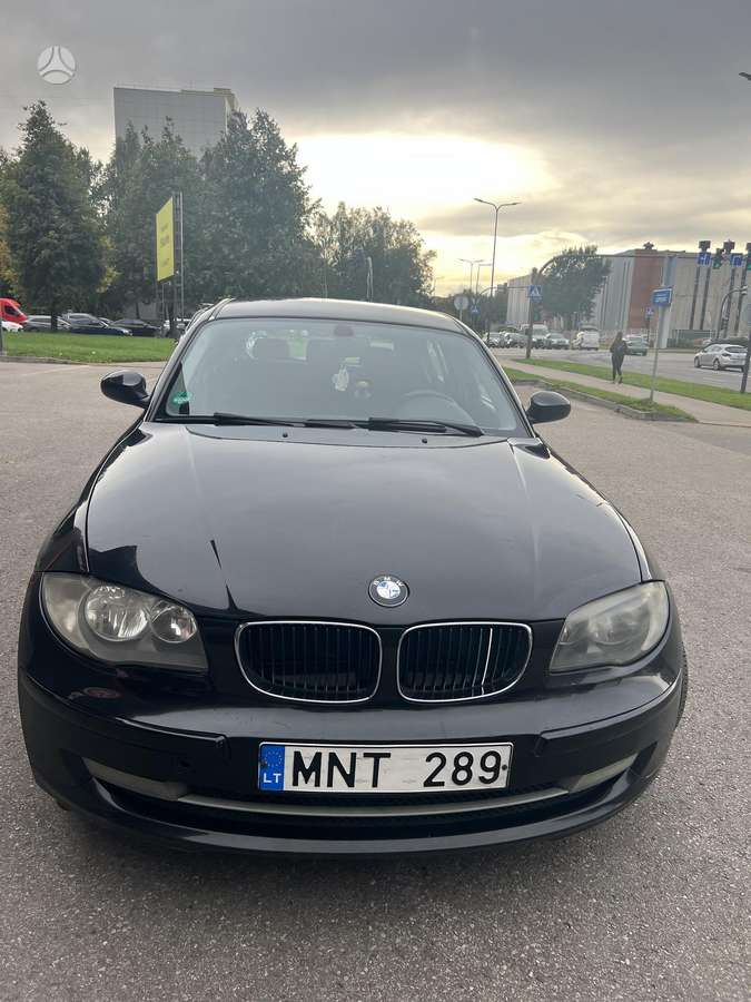 BMW 118, 2.0 l., Хэтчбек