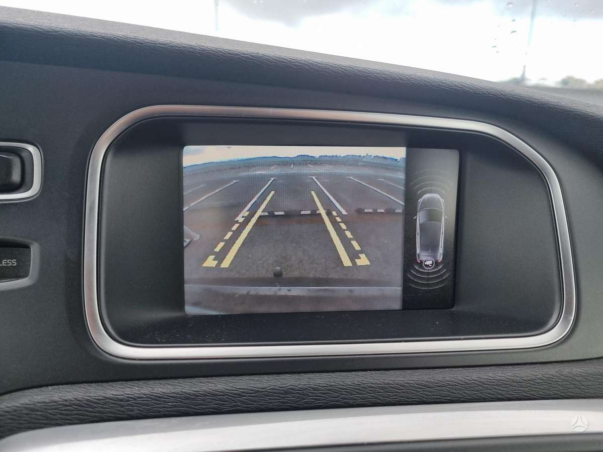 Volvo V40, 2.0 l., Хэтчбек