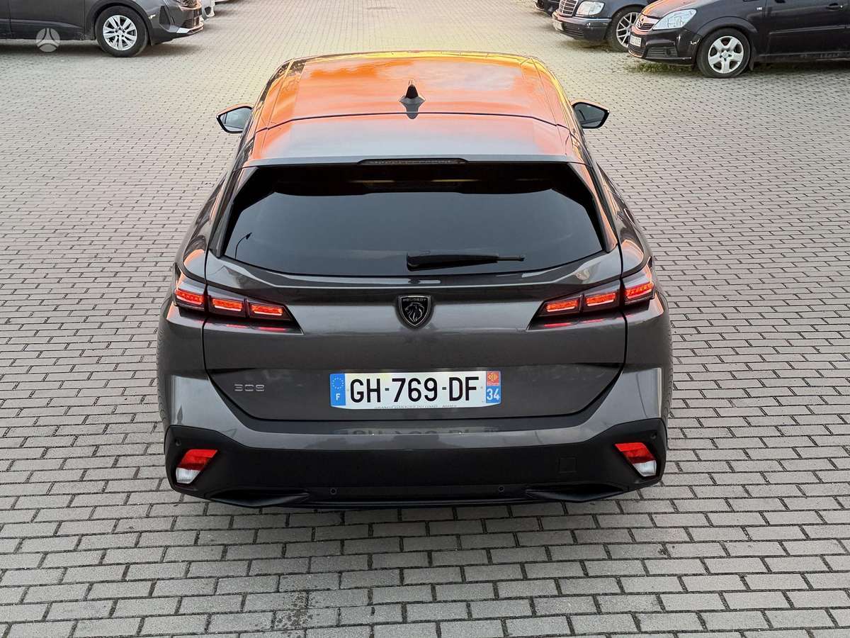 Peugeot 308, 1.2 l., Универсал