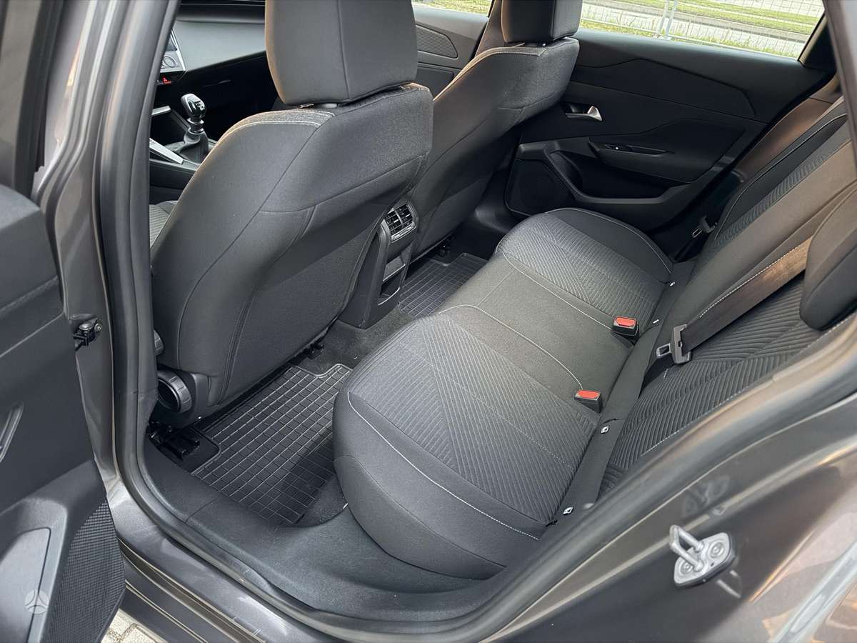 Peugeot 308, 1.2 l., Универсал