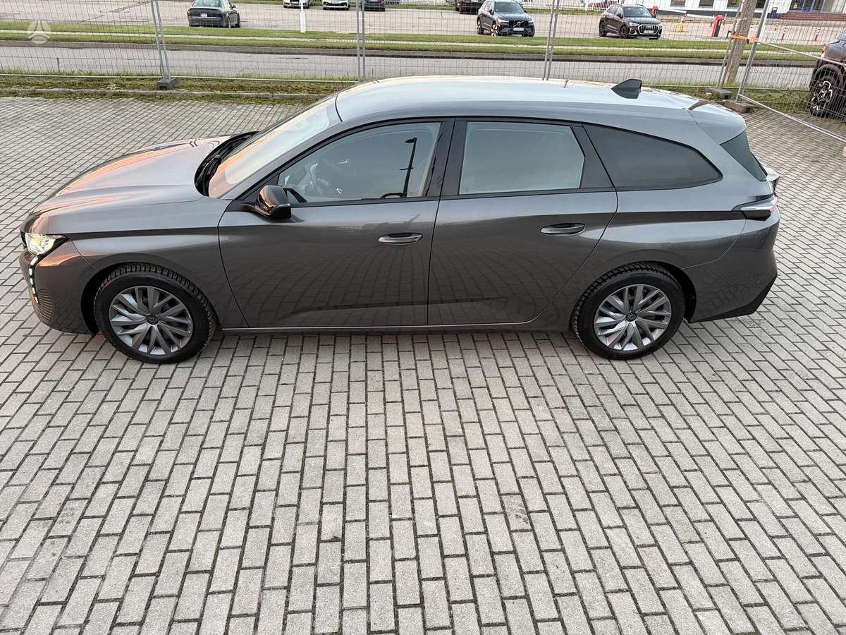 Peugeot 308, 1.2 l., Универсал