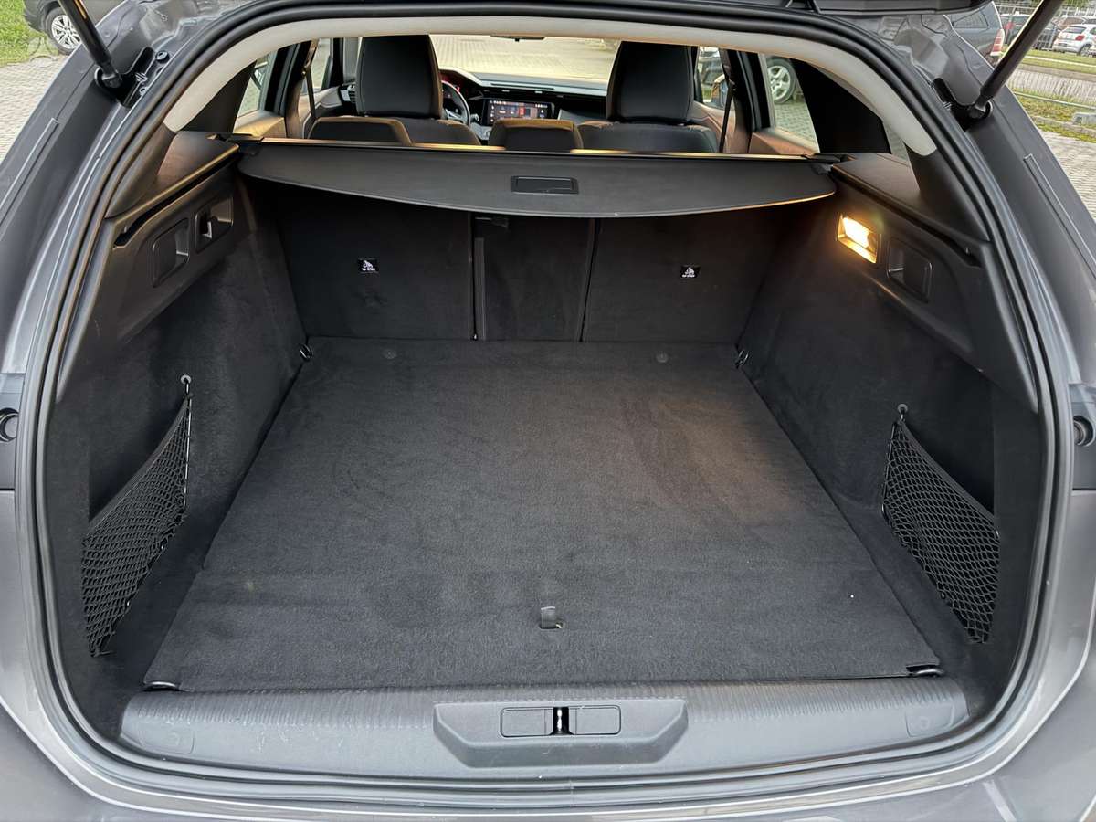 Peugeot 308, 1.2 l., Универсал