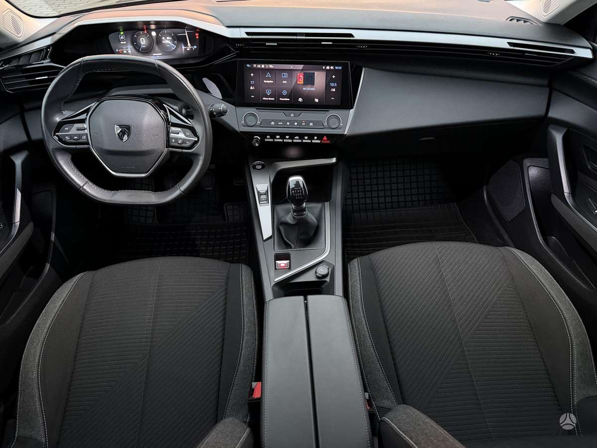 Peugeot 308, 1.2 l., Универсал