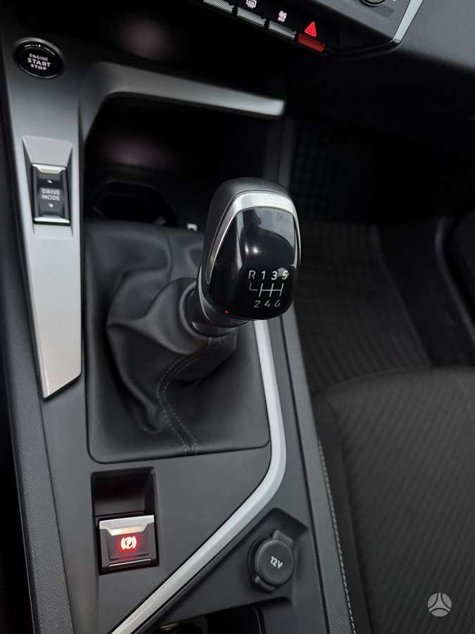 Peugeot 308, 1.2 l., Универсал