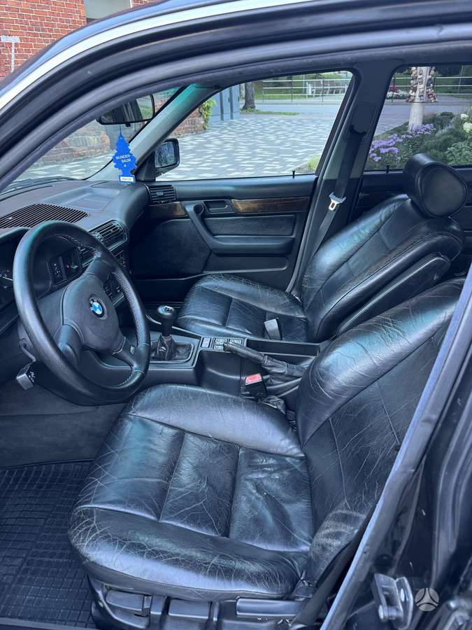 BMW 535, 3.4 l., Седан