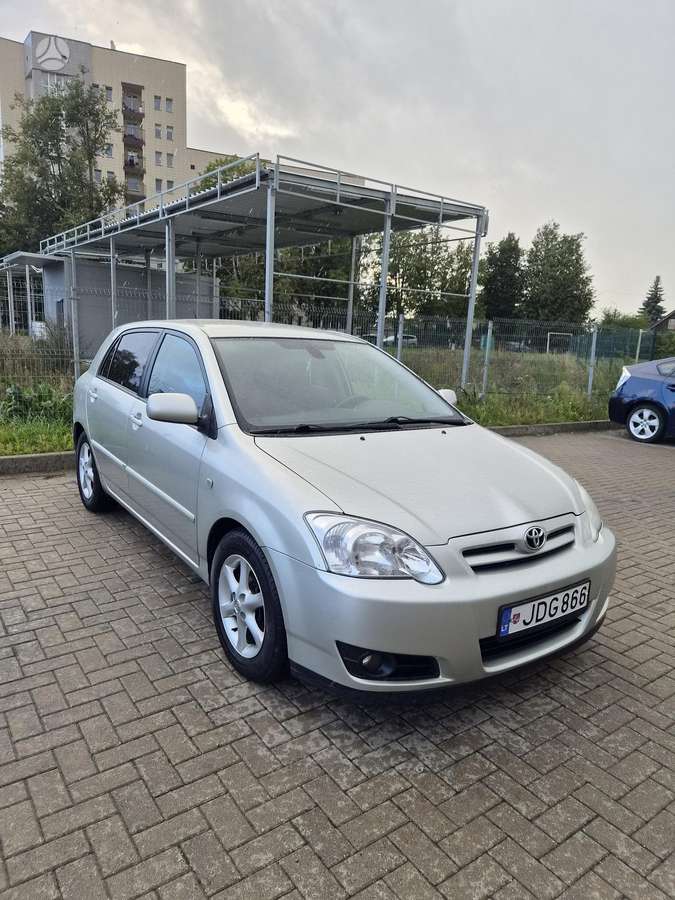 Toyota Corolla, 2.0 l., hatchback