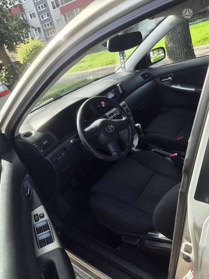 Toyota Corolla, 2.0 l., hatchback