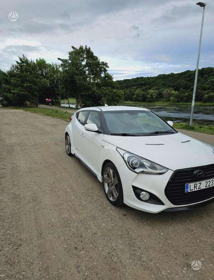 Hyundai Veloster, 1.6 l., hatchback
