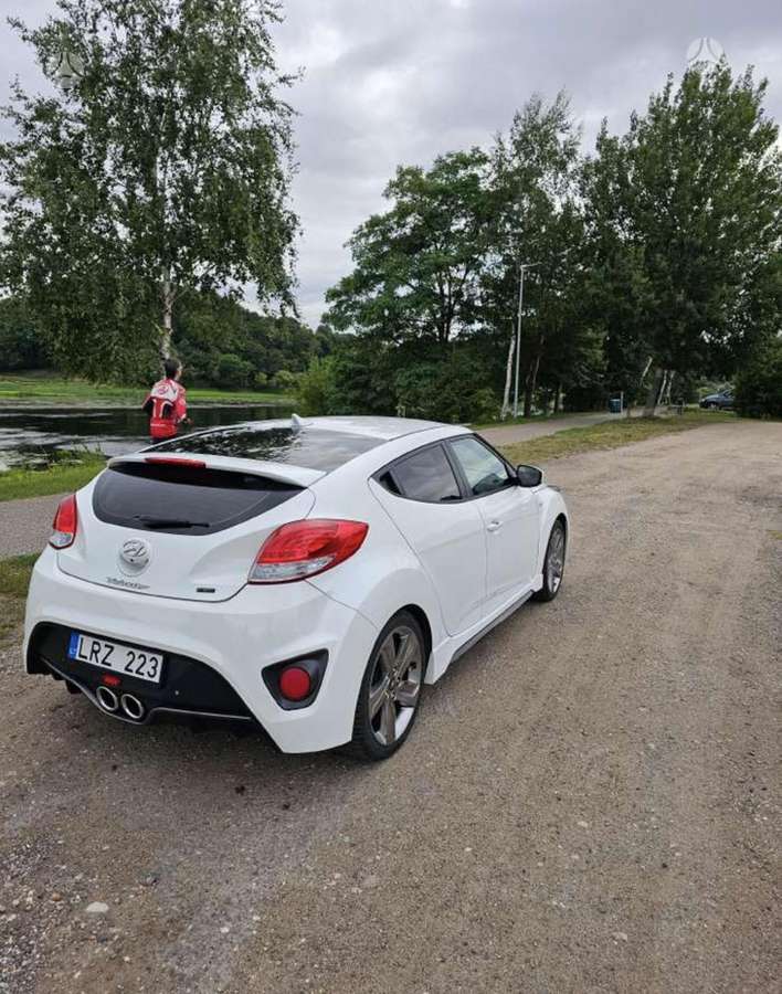 Hyundai Veloster, 1.6 l., hatchback