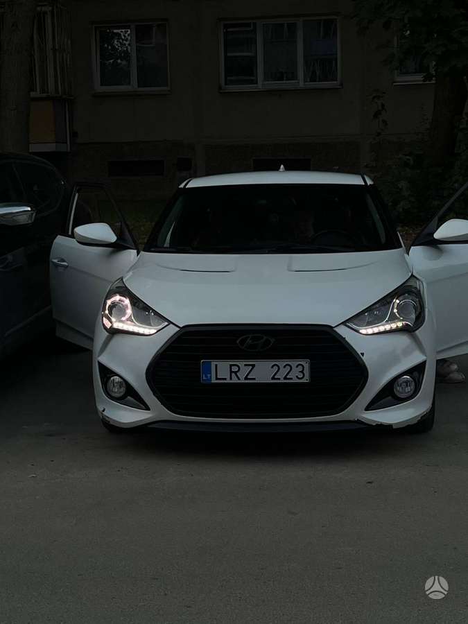 Hyundai Veloster, 1.6 l., hatchback