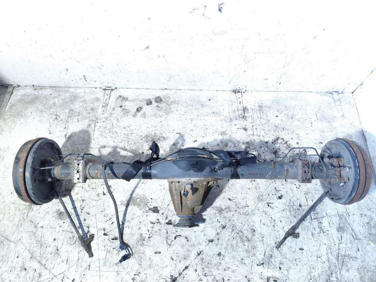 Isuzu D-Max shock absorber