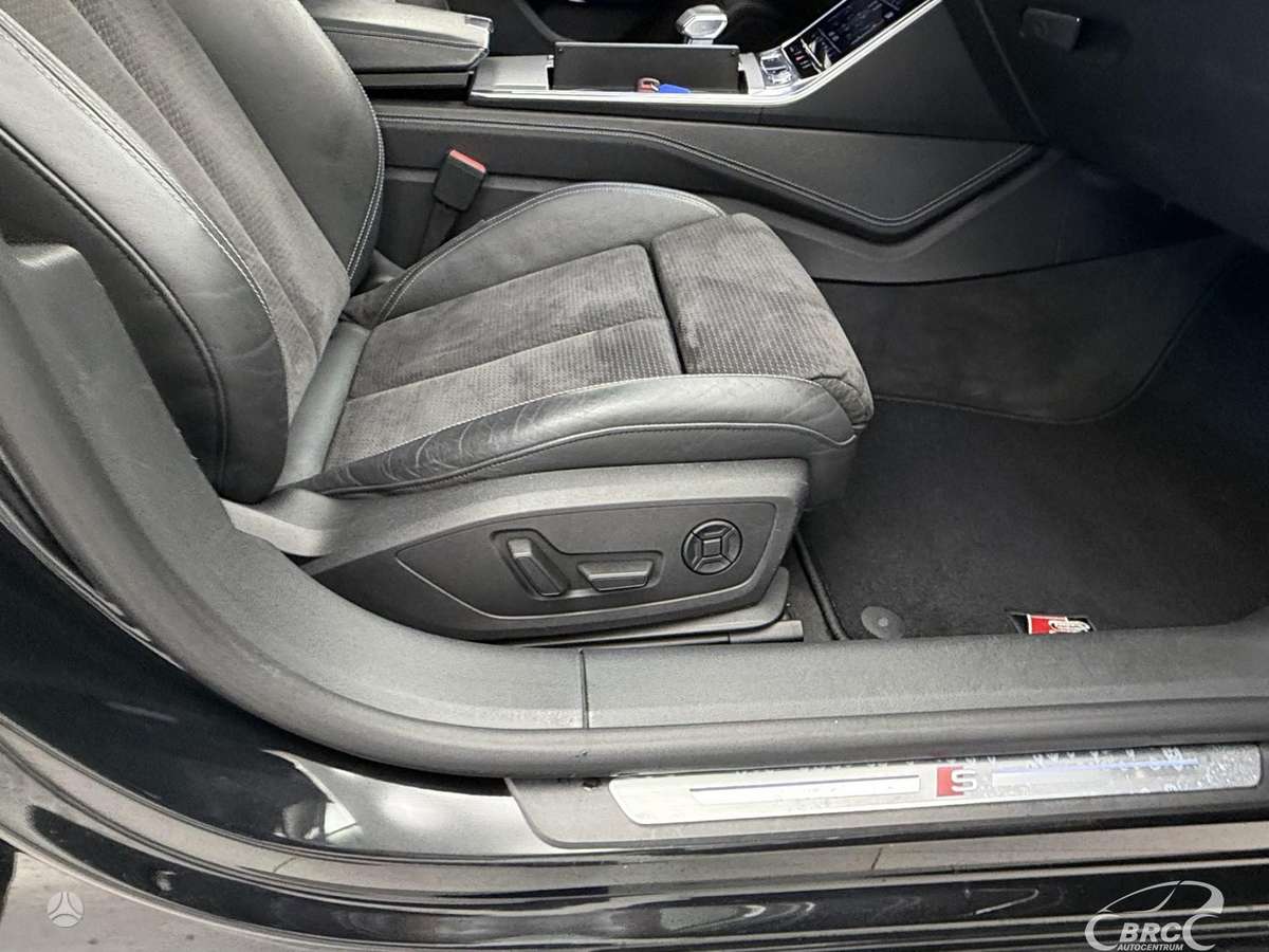 Audi A7, 3.0 l., sedanas