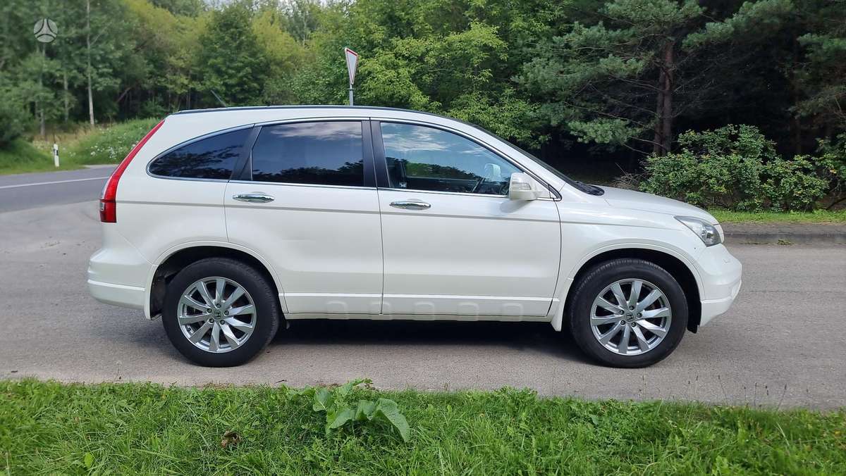 Honda CR-V, 2.2 l., off-road / crossover
